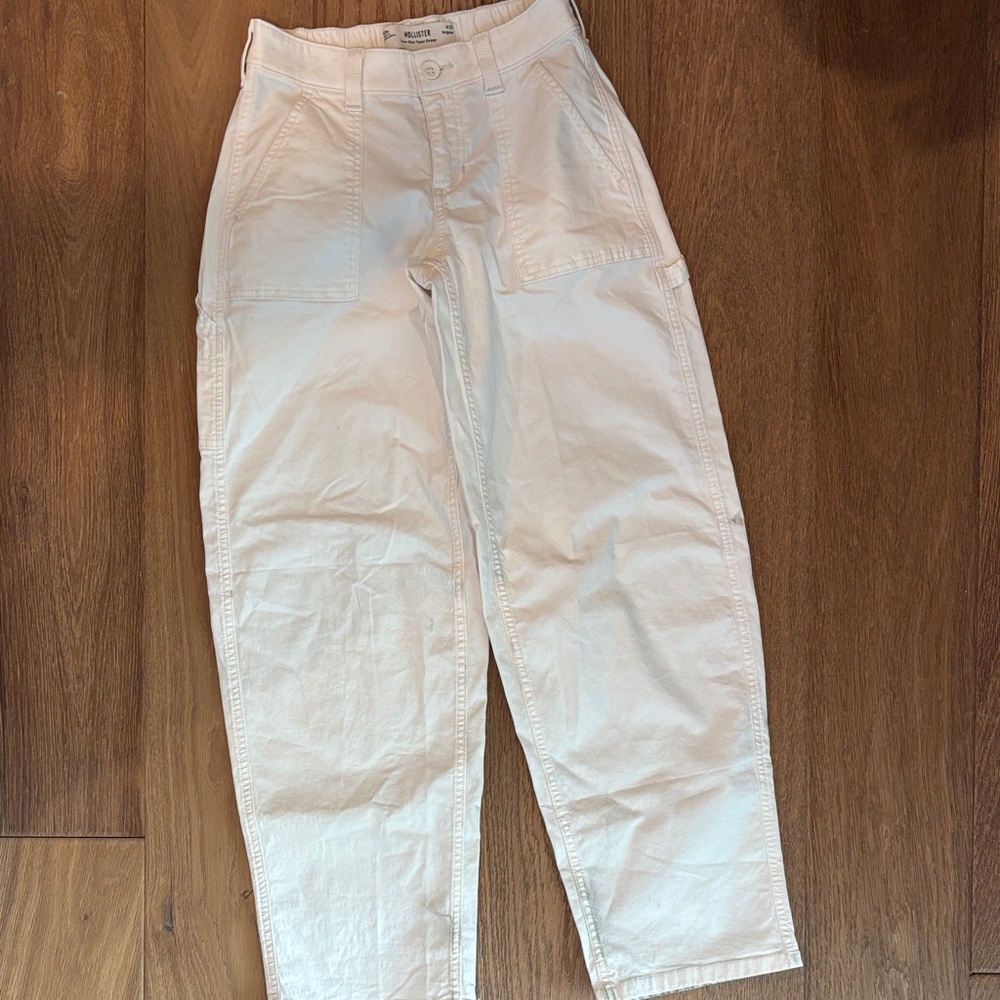 Hollister White Tapered Baggy Pants